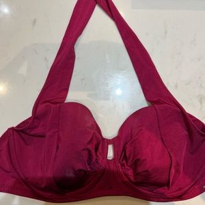 Magenta bikini top. Size: 32/J. From Change lingerie.